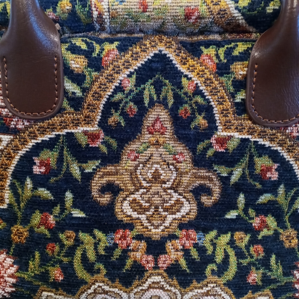 Mcw Tapestry Carpetbag View 2